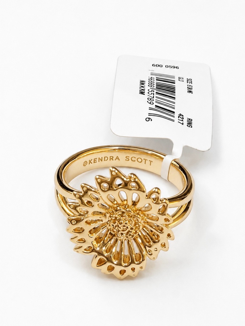 NWT Kendra Scott Gold Brielle
Ring Size 8